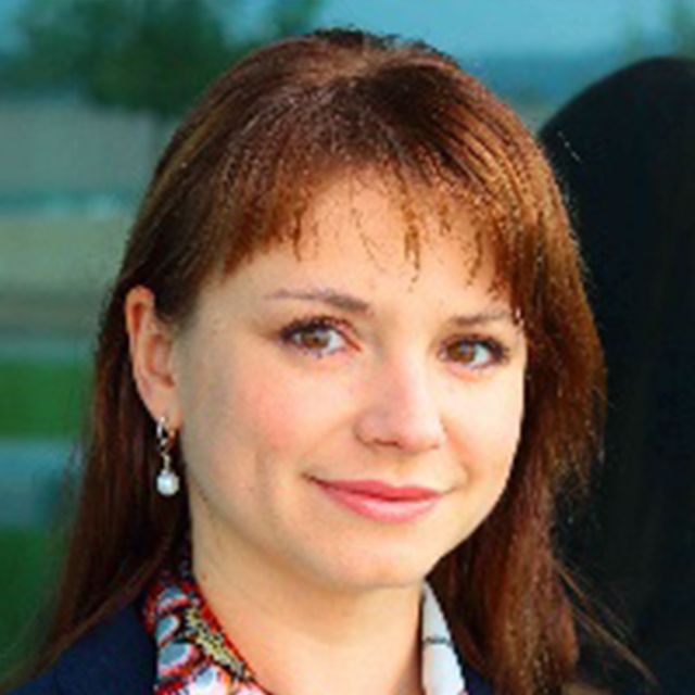 Dr Irina Kaiser