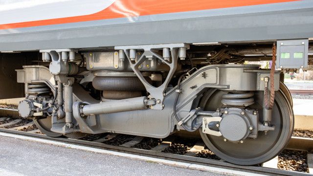 Mechanisms of wheels of a modern electric train